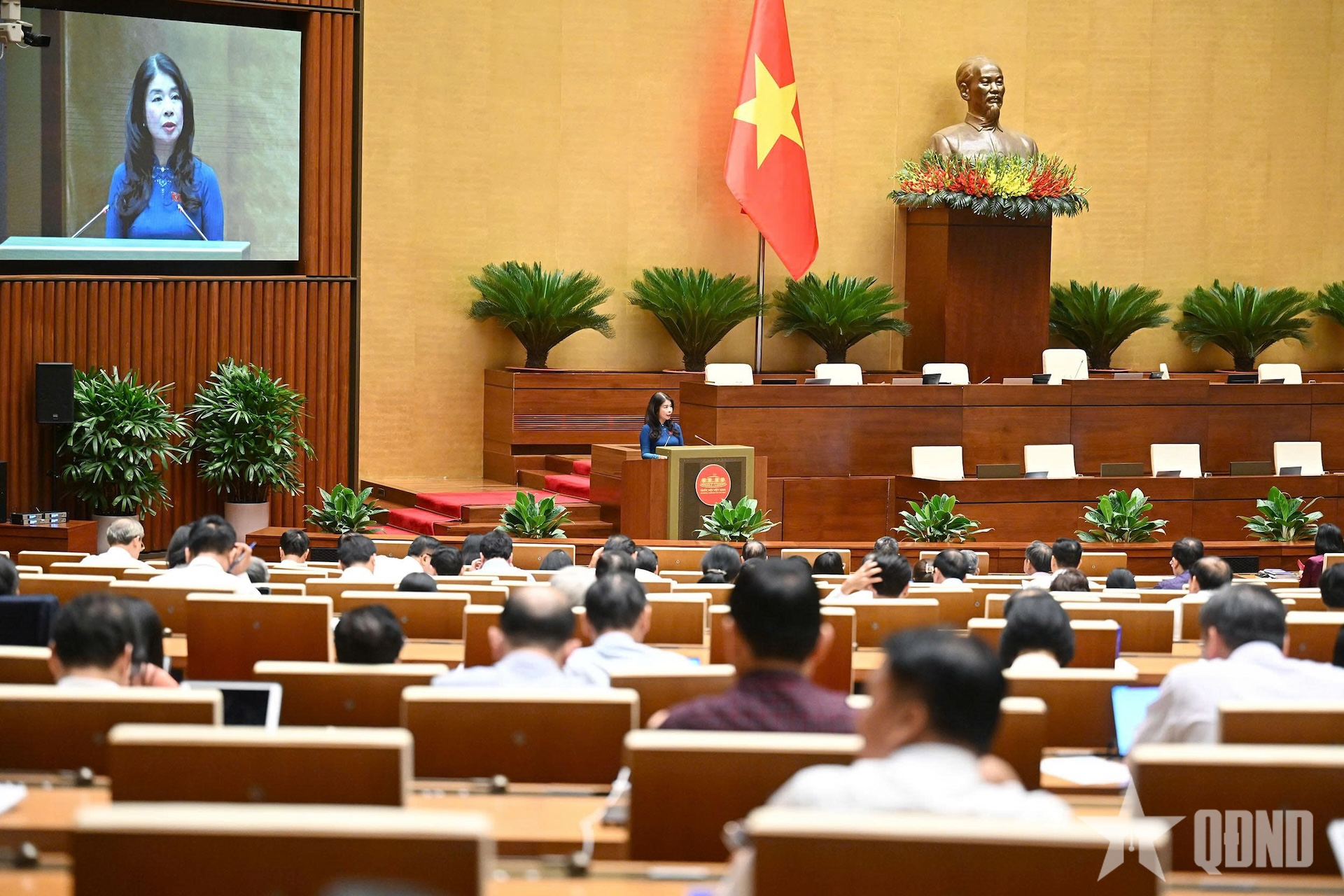 Ứng dụng trí tuệ nhân tạo và chuyển đổi số trong các hoạt động của Quốc hội